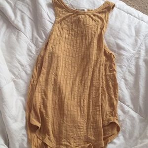 Yellow halter tank